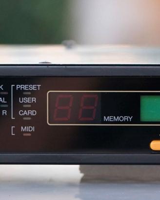 YAMAHA EMP700 DIGITAL MULTI EFFECT PROCESSOR