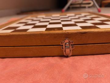 Dama, scacchi e Tris, gioco da tavola vintage 