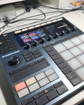 Maschine Plus