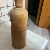 tappatore bottiglie di vino antico