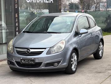 Opel Corsa 1.2- Neopatentati