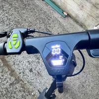 Monopattino Aprilia eSR2 Evo