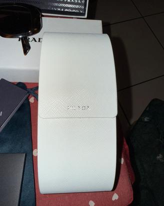 Occhiali da sole prada