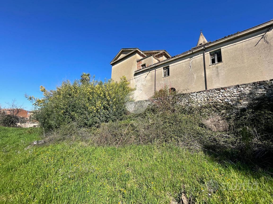 TER. RESIDENZIALE A COSENZA - Vista 5
