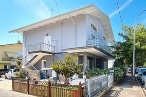 Cattolica casa vacanze vicino al mare 7 posti lett