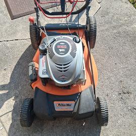 Rasaerba a scoppio Oleo-Mac