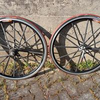 Cerchi in carbonio e gomme