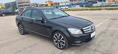 Mercedes-benz C 220 CDI BlueEFFICIENCY Executive