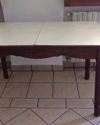 Tavolo in Legno