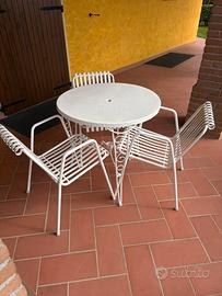Tavolino esterno