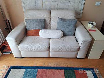Divano Natuzzi Malcom 2 posti in pelle con relax e