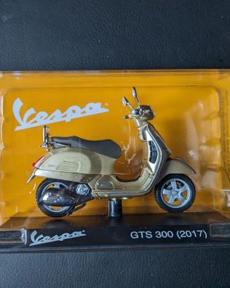 Vespa GTS 300 2017 1:18