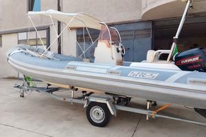 Gommone SACS 560 con Envinrude 70HP 4T