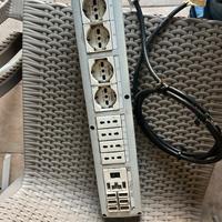 Aquatronica ciabatta e computer