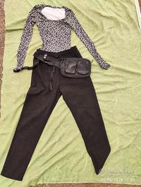 outfit completo : pantaloni, maglia,  marsupio