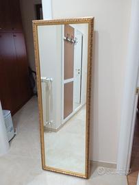 Specchio con cornice il legno 