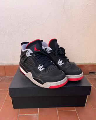 Air Jordan 4 Retro