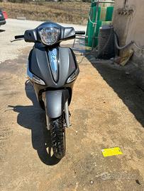 Scooter 5o Liberty
