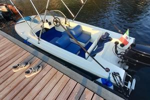 Barca in vetro resina con motore selva 25 Cv