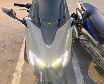 Yamaha T Max 560 - 2021