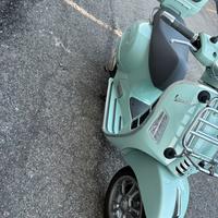 Vespa gts 300 super abs