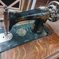 Singer a mano – Macchina da cucire d’epoca 1920