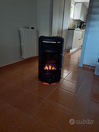 Stufa a gas effetto camino - Qlima GH 8034