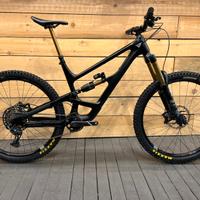 Bicicletta MTB YT CAPRA