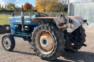 Trattore FORD 3600