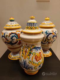 Vasi Deruta Giglioni dipinti a mano – set/singoli