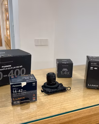 Kit Fotografico Fujifilm+Panasonic Lumix+Obiettivi