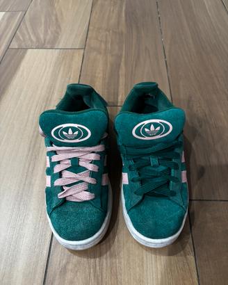 Adidas campus