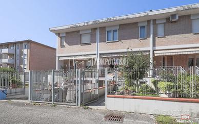 VILLETTA A SCHIERA A CATTOLICA