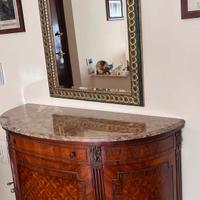 Consolle con ante in stile classico con specchio