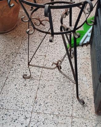 porta vasi da giardino