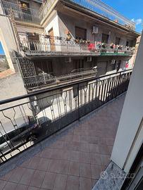 belpasso vicino la villa 3 vani si residenza