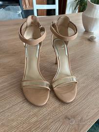 Sandali con tacco Guess misura 37 in vernice beige