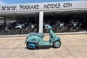 Piaggio Vespa 310 GTS 80 TH Nuova pronta consegna 