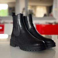 Stivaletto Chelsea da donna in vera pelle