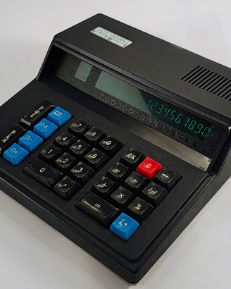 Calcolatrice sovietica Elektronika MK-59 funzionan