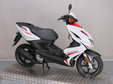 Yamaha Aerox R 2 TEMPI