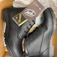 Scarponcini in Goretex n.44