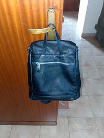 zaino donna Carpisa usato ma in buone condizioni 