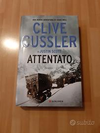 Clive Cussler "Attentato" 