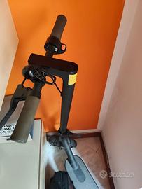 Monopattino elettrico funzionante in ottime