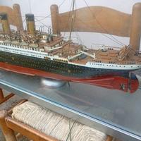 modellino Titanic in scala