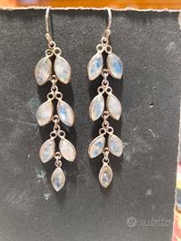 Orecchini pendenti in ARGENTO 925 e PIETRA DI LUNA