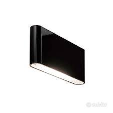 LAMPADA ARTEMIDE TWO FLAGS WALL