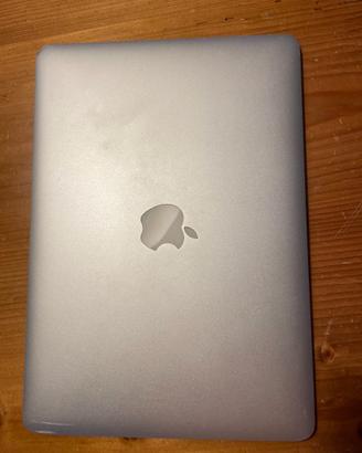 MacBook Air 13" (Metà 2013) - i5/4GB - Con Custodi
