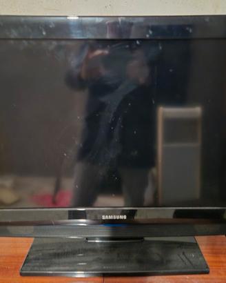 TV Samsung LE32B359